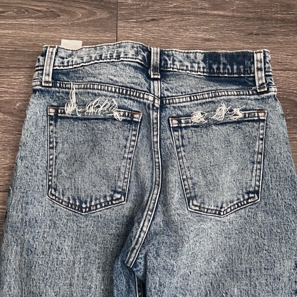 Abercrombie & Fitch High Rise Blue Jeans - Picture 5 of 6